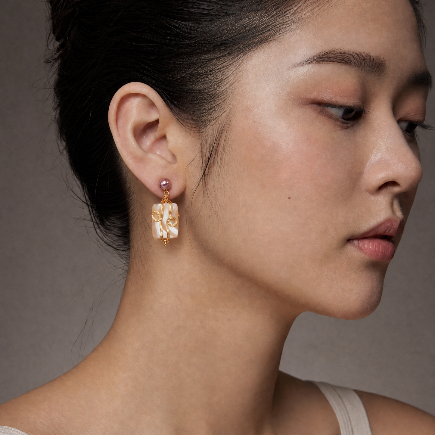 Rose Shell Pearl Earrings